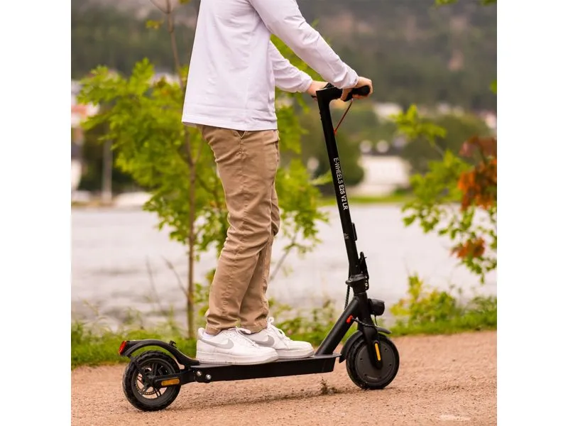 E-wheels E2S V2 long range sähköpotkulauta